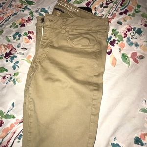 khaki pants
